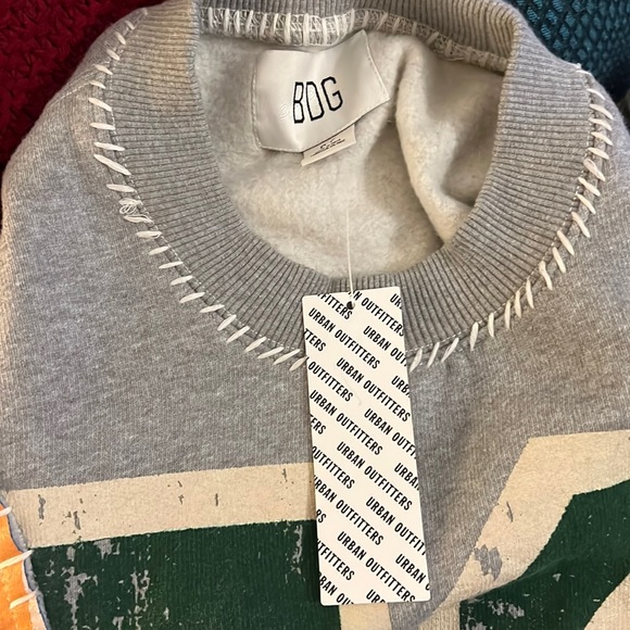 BDG Urban Outfitters Martina Spliced Crew Neck Sweatshirt Pullover - Picture 8 of 9